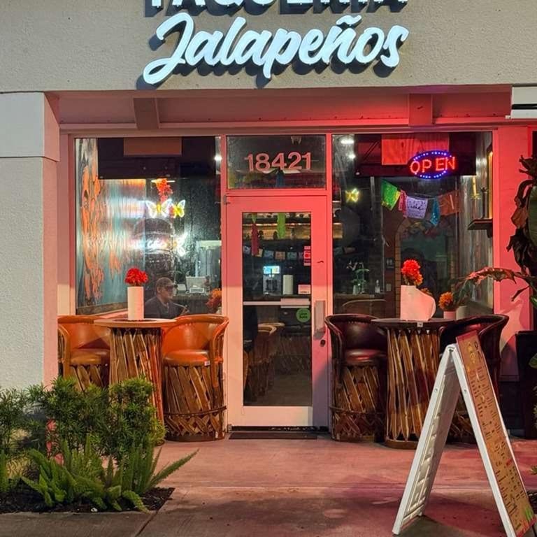  Taqueria Los Jalapeños Miramar