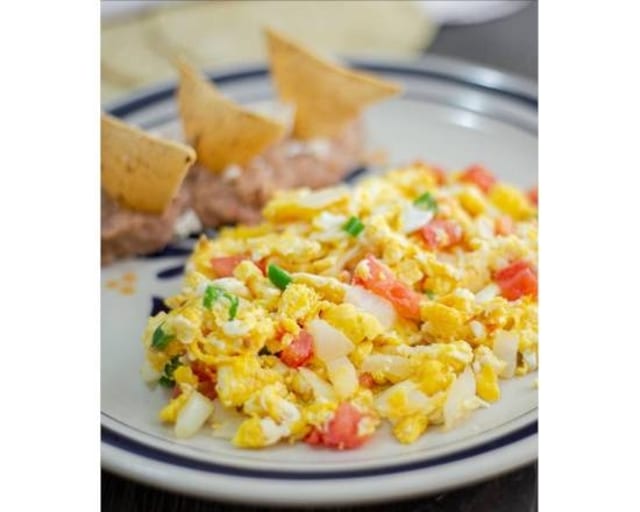 Huevos A La Mexicana.